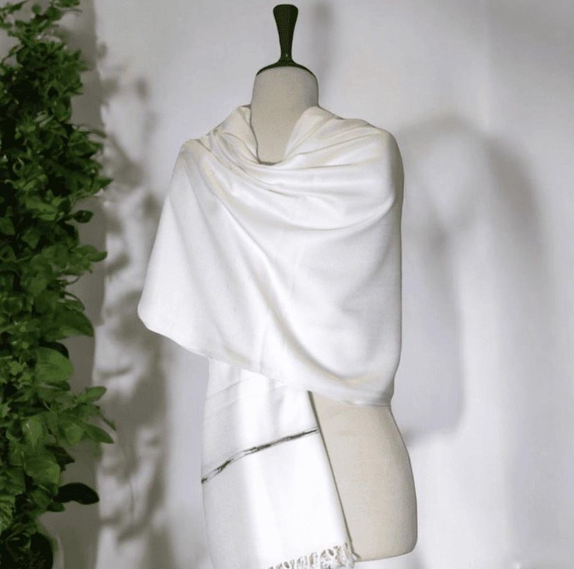 Men’s Premium Wool Shawl – J. by Junaid Jamshed Style